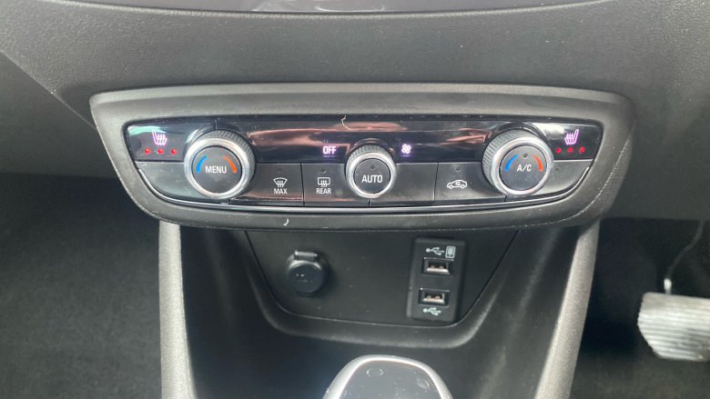 Vauxhall Crossland 1.2 Turbo [130] Elite Nav 5dr Auto Petrol Hatchback